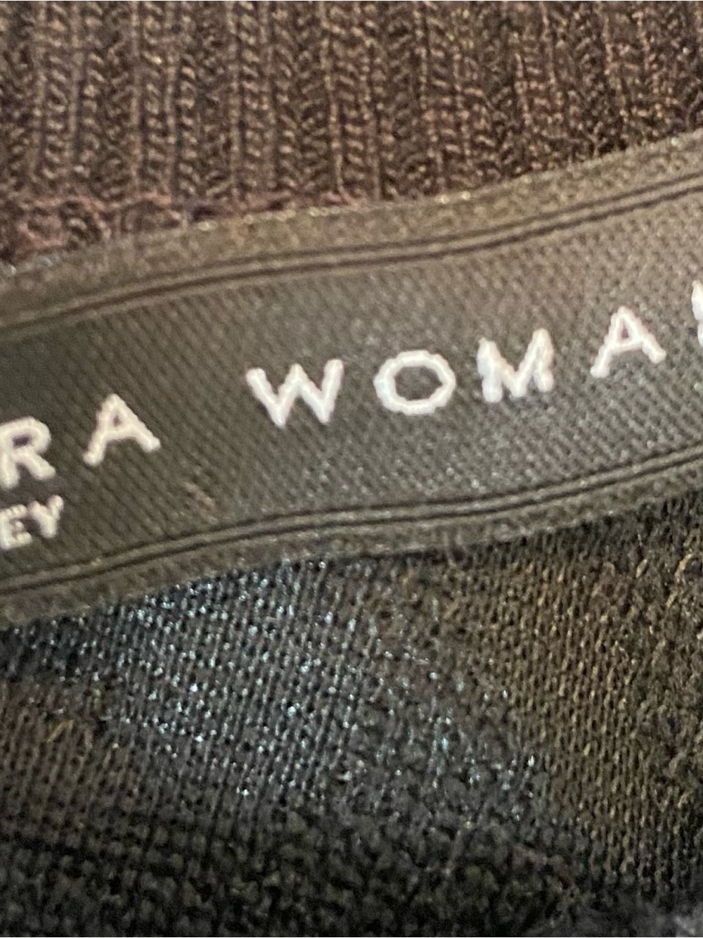 Zara Black Short Sleeve Textured Shift Dress - Picture 3 of 4